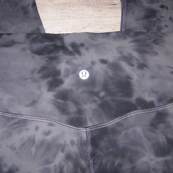 Lululemon Align tie dye Leggings 8 - Picture 5 of 7
